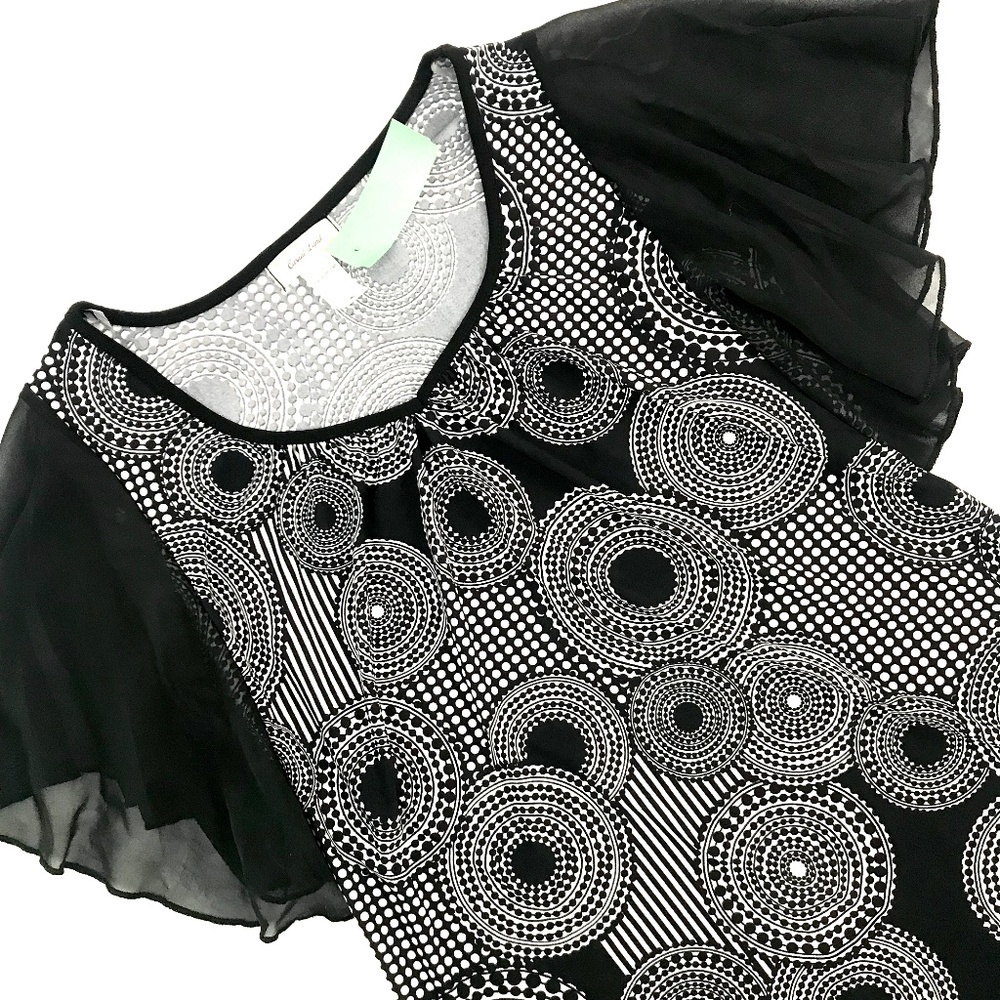 Casual Land Black and White Print Blouse​​